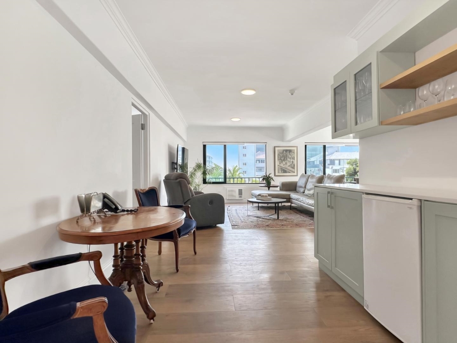 2 Bedroom Property for Sale in Sea Point Western Cape